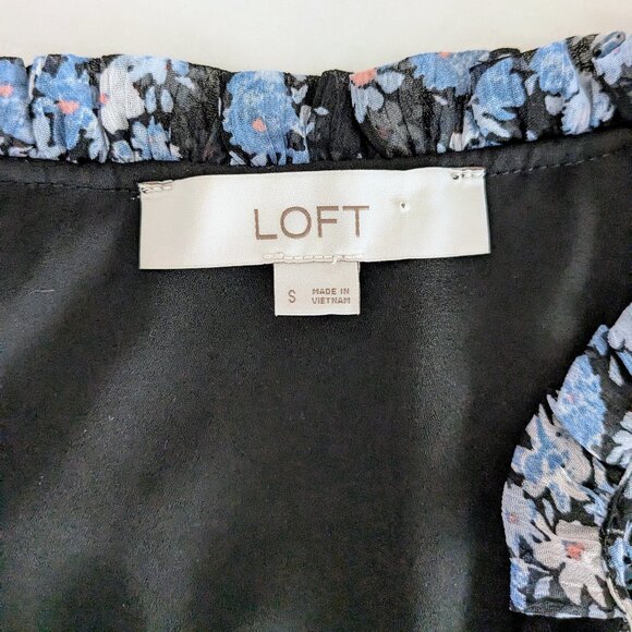 LOFT Women's Short Cap Sleeves VNeck Blouse Top Size S Blue Floral Print - Picture 6 of 7